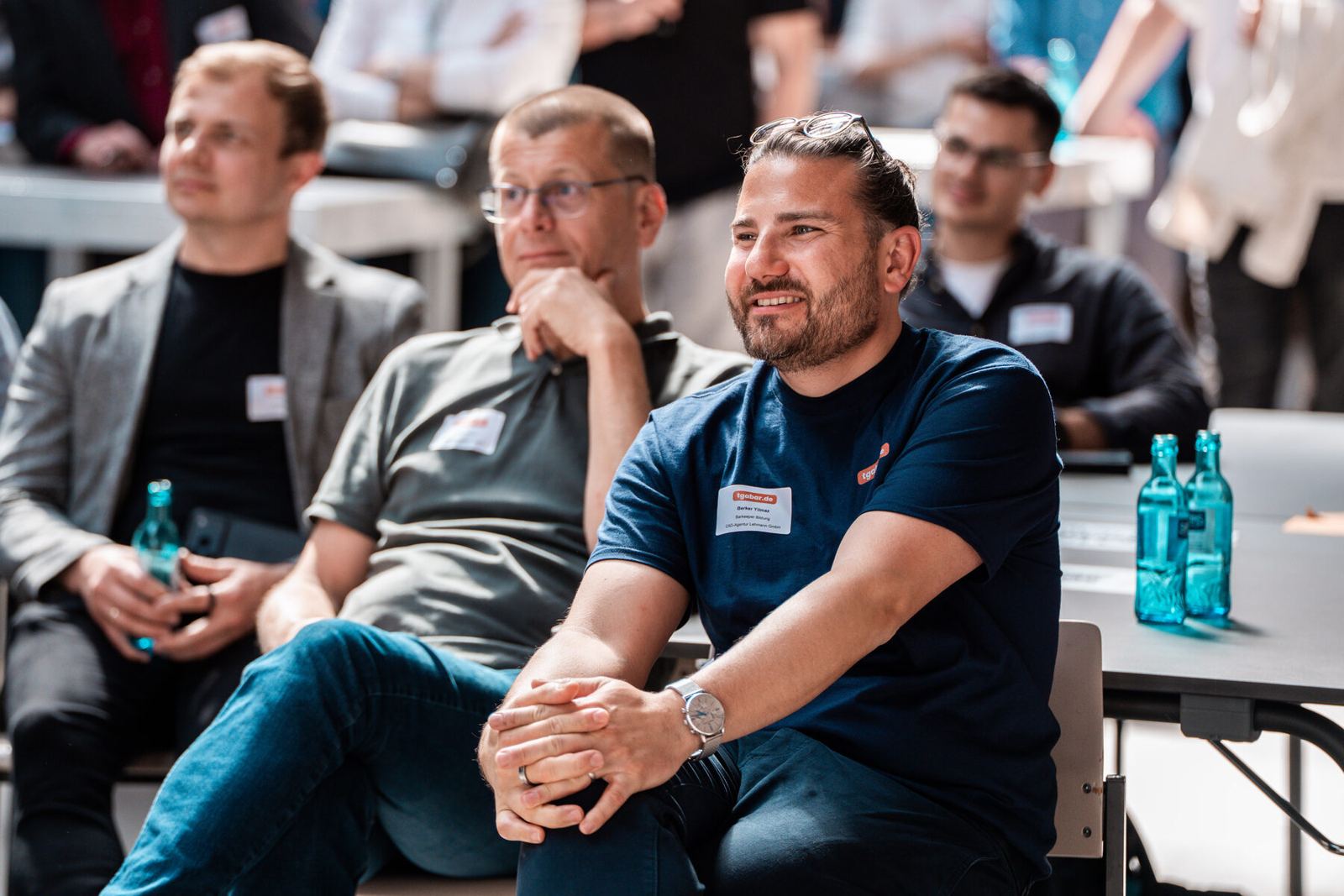 Teilnehmende einer Session beim tgabar Workcamp 2026